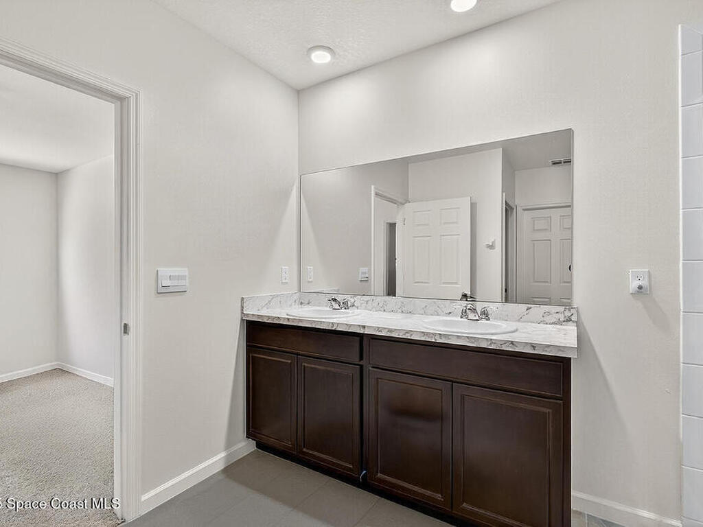 5307 Entertainment Way, Fort Pierce, FL 34947