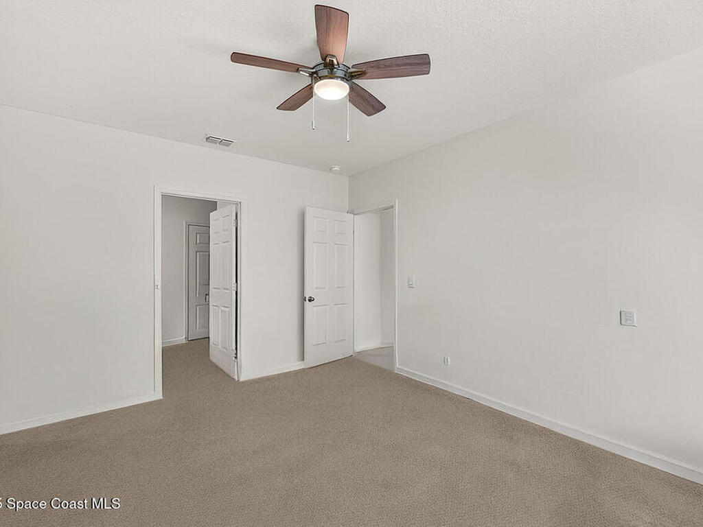 5307 Entertainment Way, Fort Pierce, FL 34947