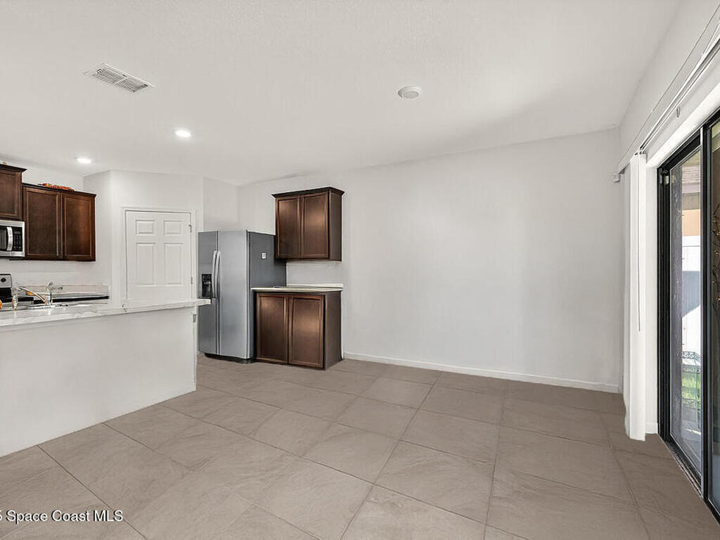 5307 Entertainment Way, Fort Pierce, FL 34947