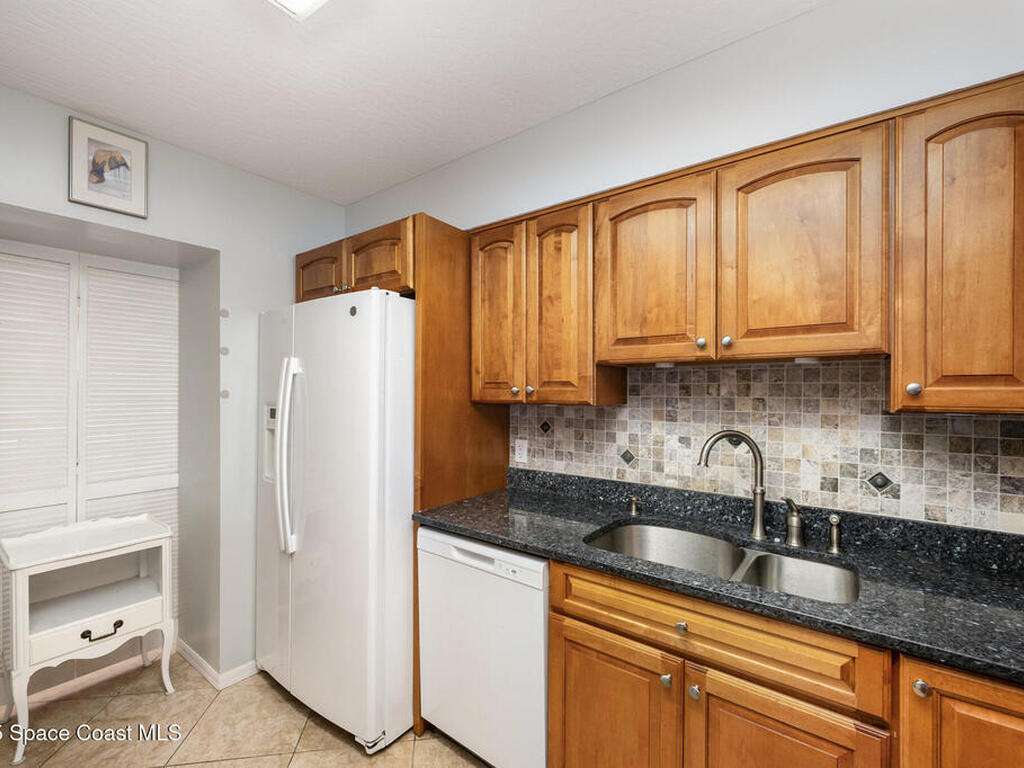 6029 N River Run Drive, Sebastian, FL 32958