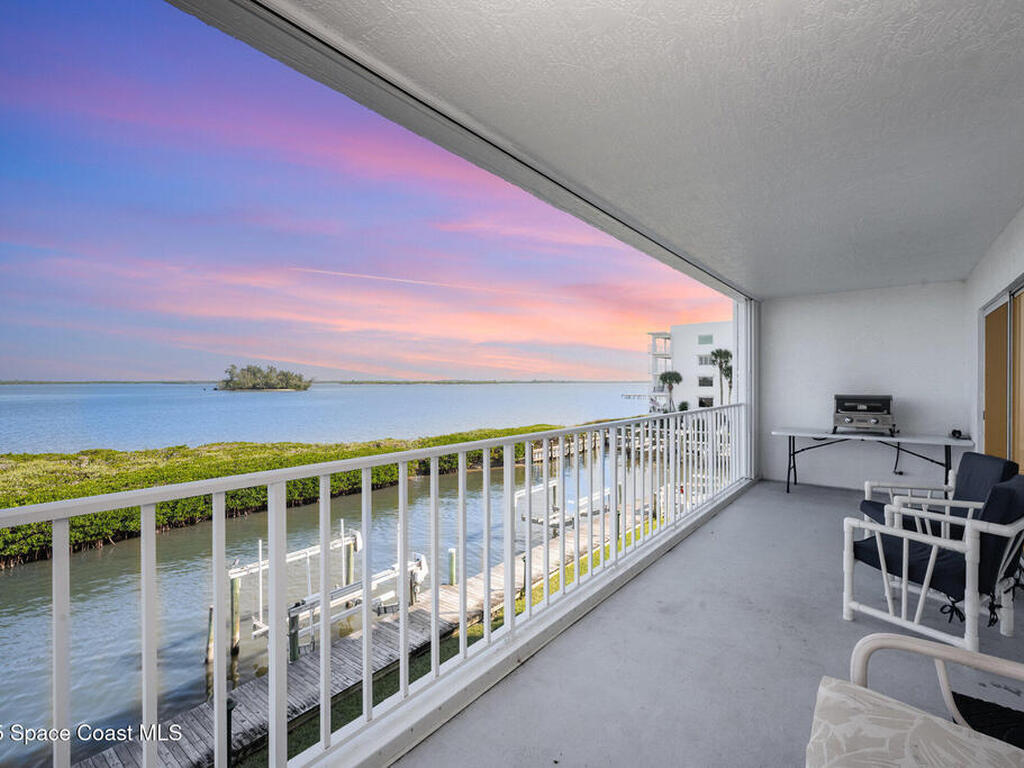 6029 N River Run Drive, Sebastian, FL 32958