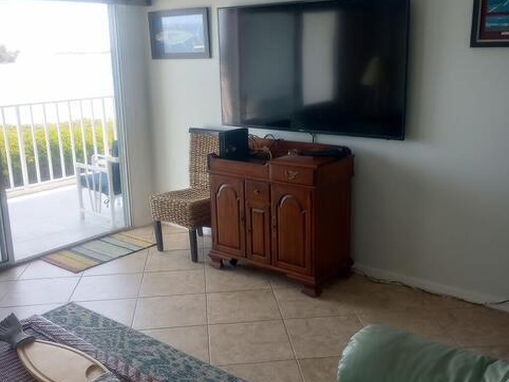 6029 N River Run Drive, Sebastian, FL 32958