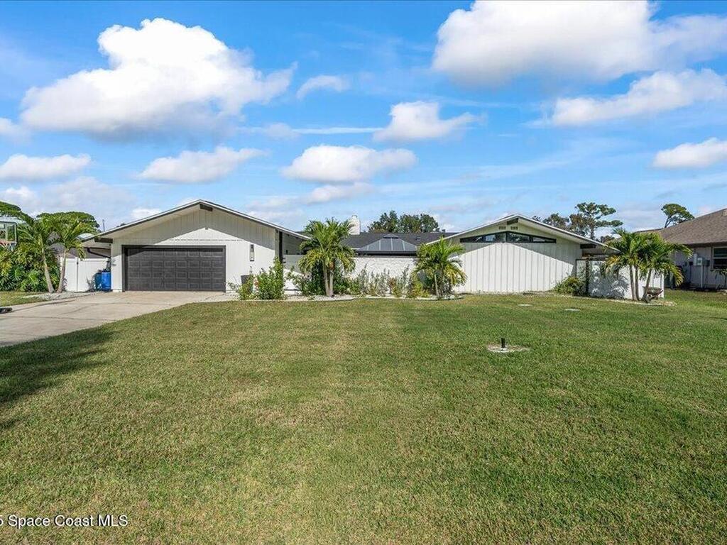 470 Rio Vista Lane, Merritt Island, FL 32952