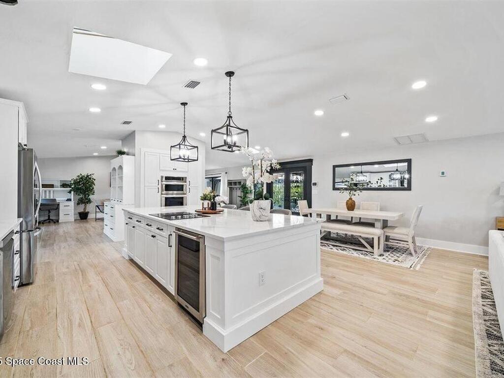 470 Rio Vista Lane, Merritt Island, FL 32952