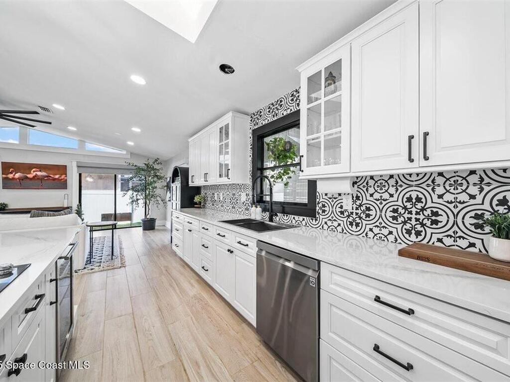 470 Rio Vista Lane, Merritt Island, FL 32952