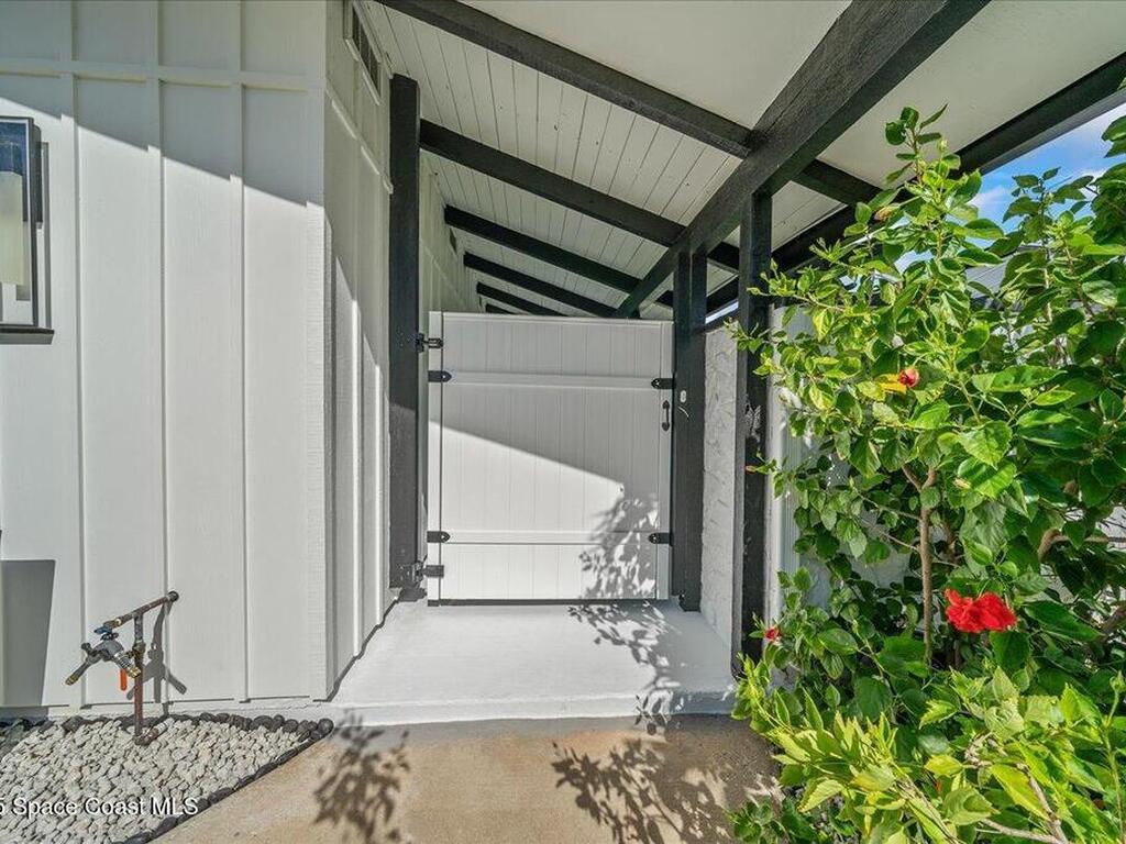 470 Rio Vista Lane, Merritt Island, FL 32952