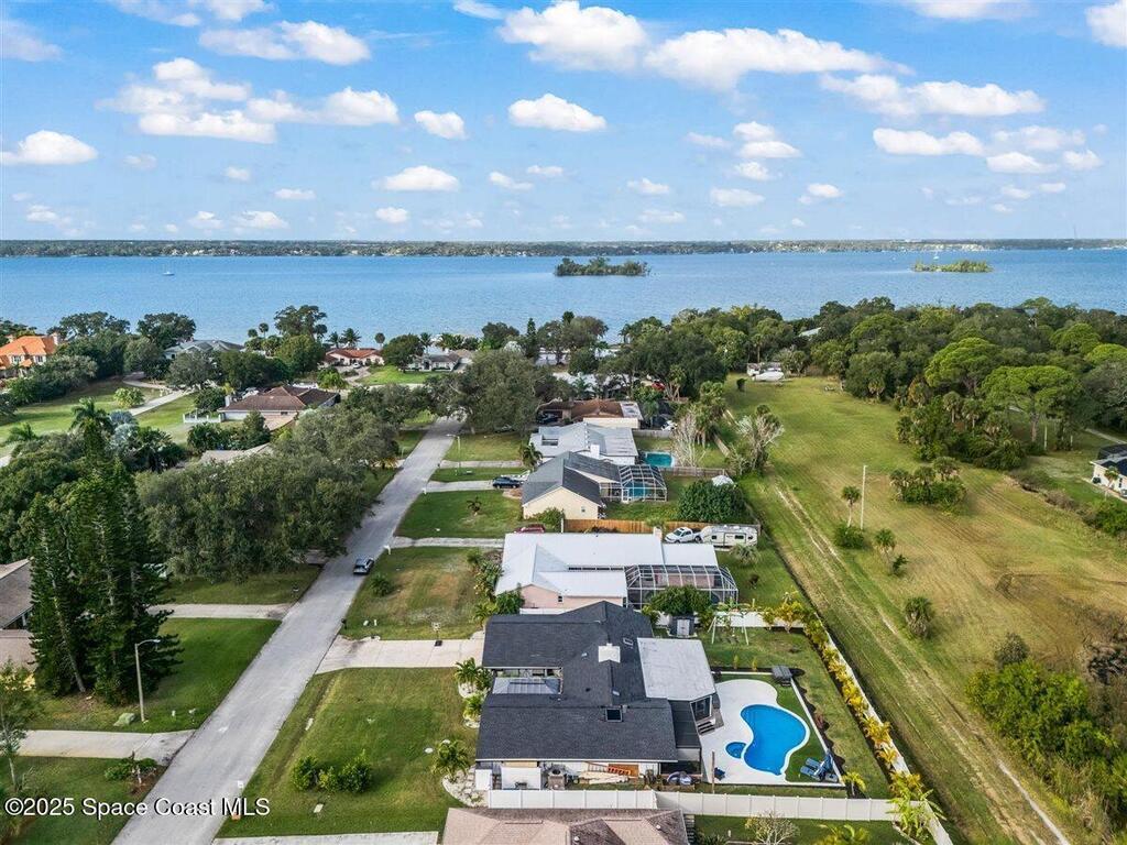 470 Rio Vista Lane, Merritt Island, FL 32952