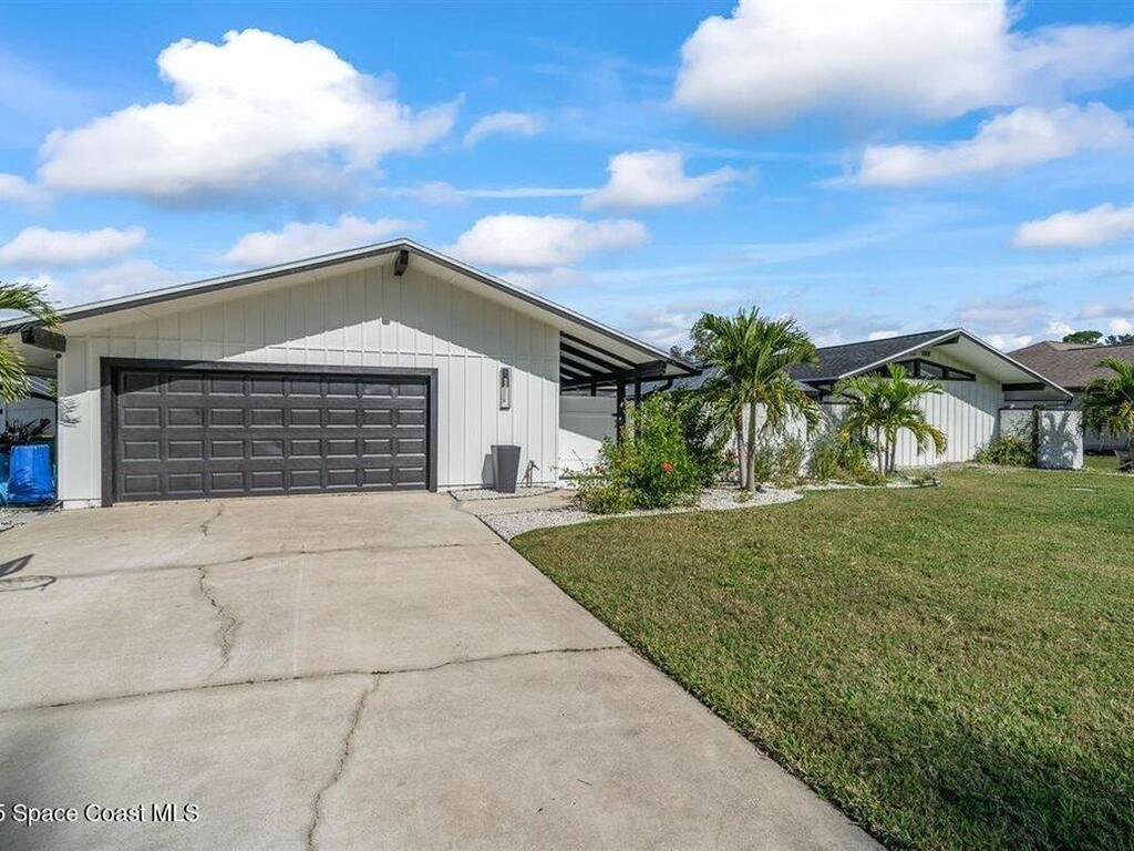 470 Rio Vista Lane, Merritt Island, FL 32952