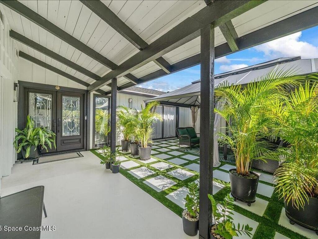 470 Rio Vista Lane, Merritt Island, FL 32952