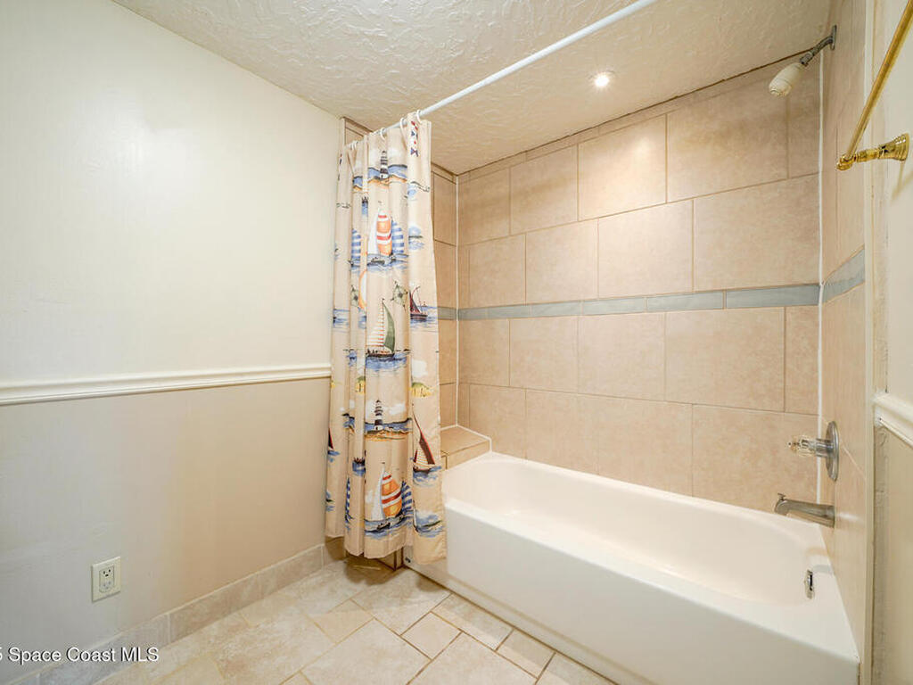 8600 Ridgewood Avenue, Cape Canaveral, FL 32920