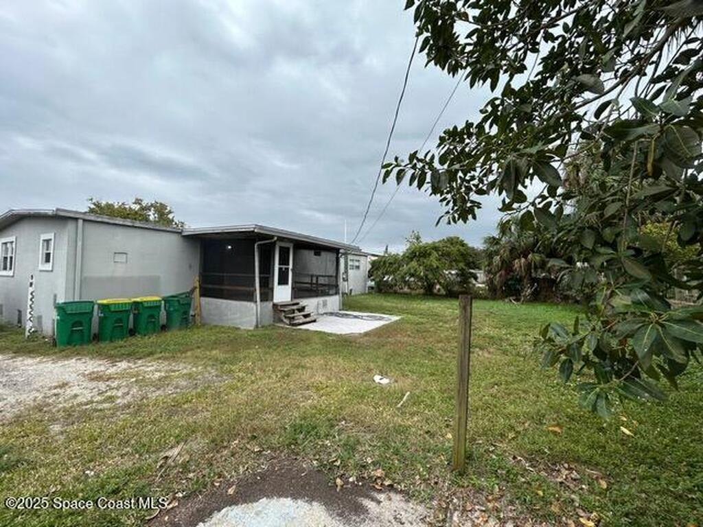 355 Saint Charles Avenue, Merritt Island, FL 32953