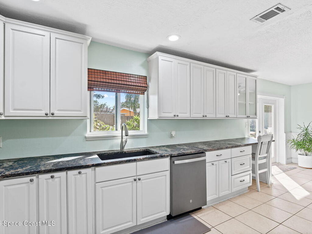 777 Chickasaw Avenue, Melbourne, FL 32935