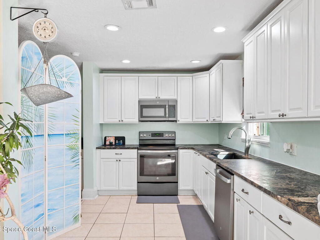 777 Chickasaw Avenue, Melbourne, FL 32935