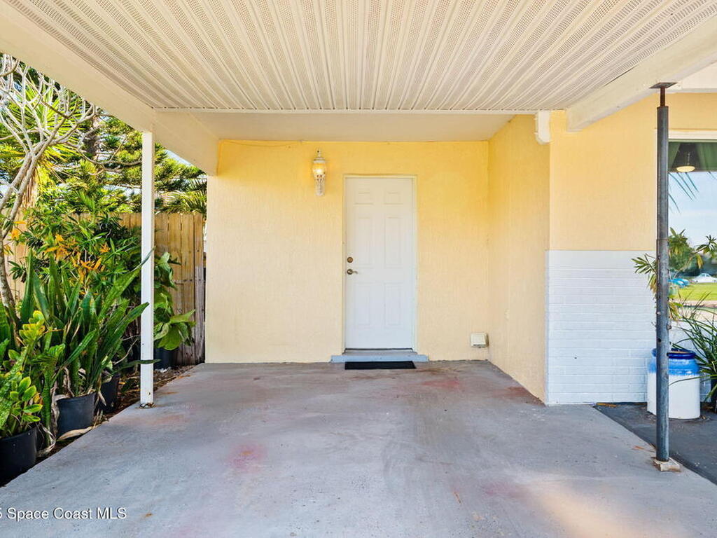 777 Chickasaw Avenue, Melbourne, FL 32935