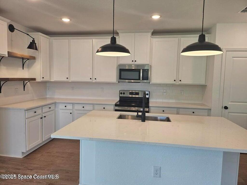 693 Eldron Boulevard, Palm Bay, FL 32909