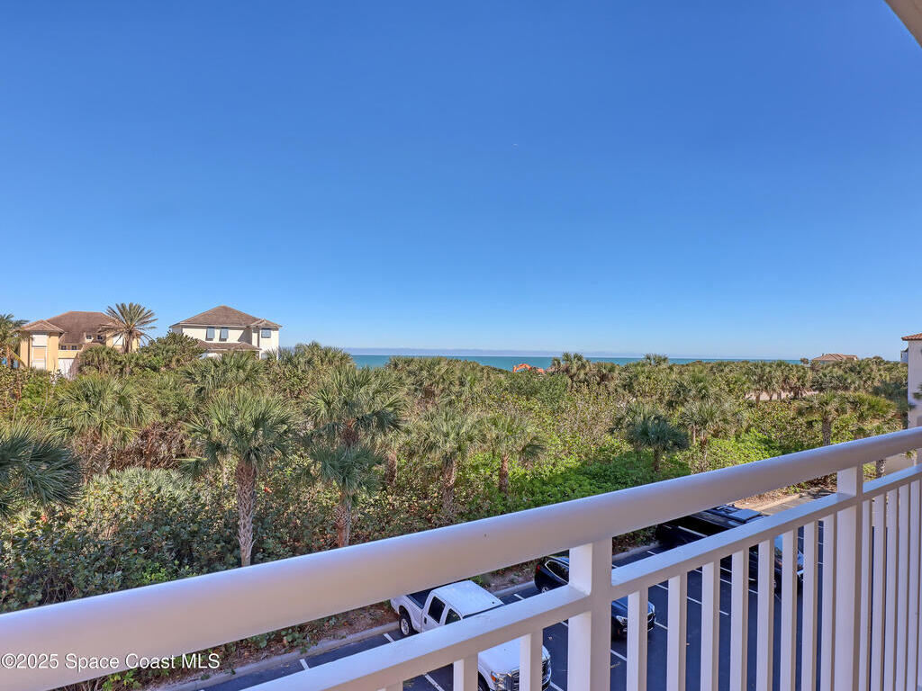 110 Warsteiner Way, Melbourne Beach, FL 32951