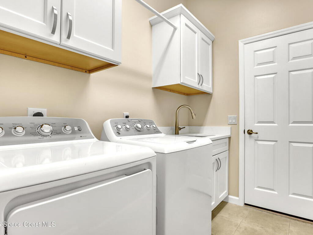 212 Osprey Villas Court, Melbourne Beach, FL 32951