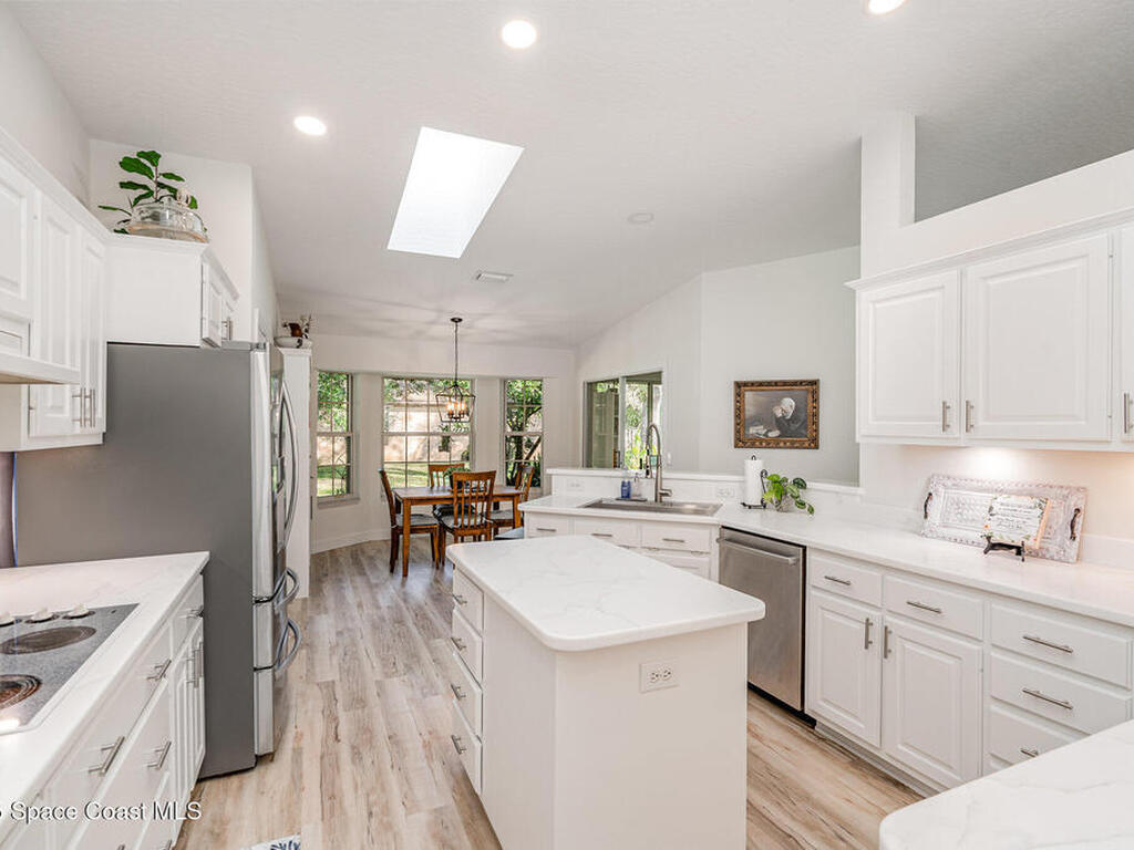 1885 Hammock Estate Lane, Melbourne, FL 32934