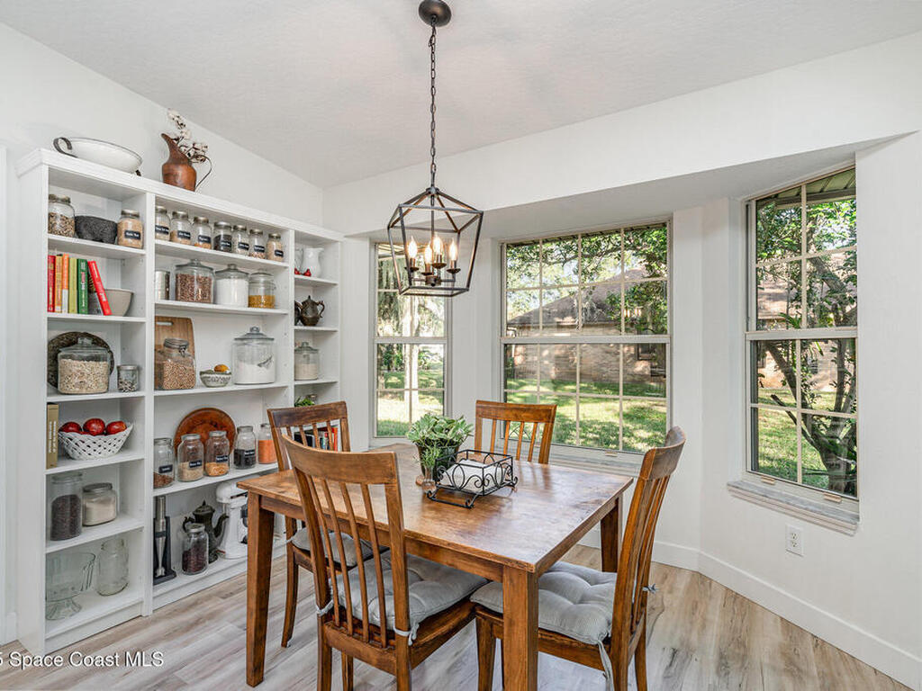 1885 Hammock Estate Lane, Melbourne, FL 32934