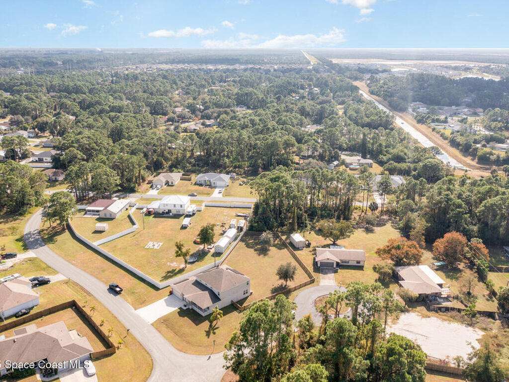 352 Gordon Road, Palm Bay, FL 32907