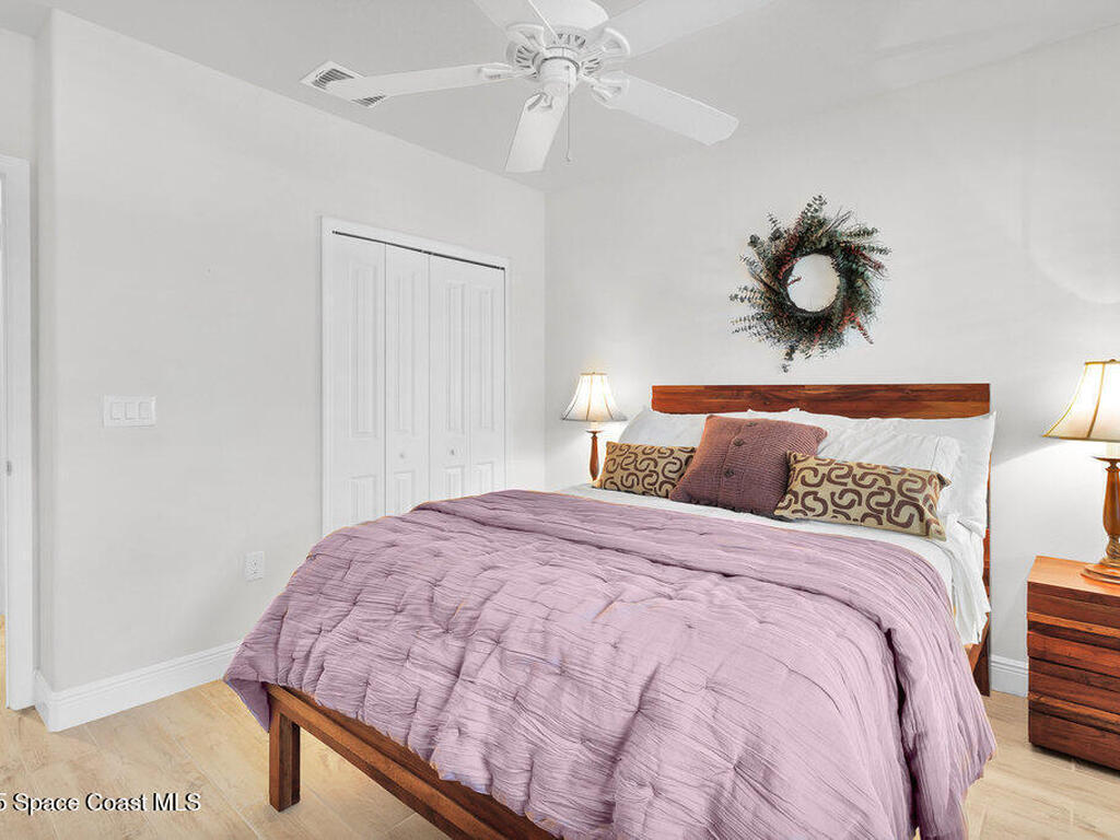 5949 Buttonwood Square, Vero Beach, FL 32966