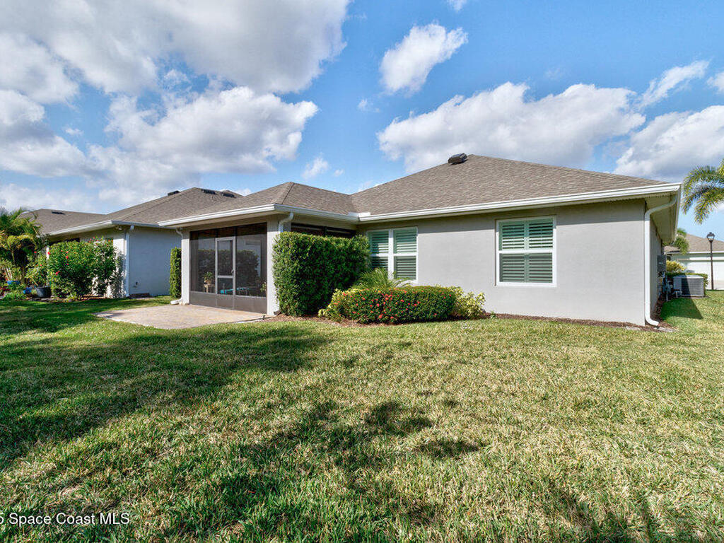 5949 Buttonwood Square, Vero Beach, FL 32966