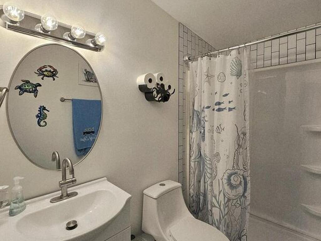 1809 Mango Street, Palm Bay, FL 32905