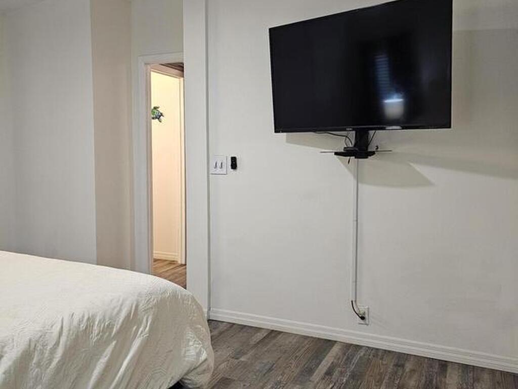 1809 Mango Street, Palm Bay, FL 32905