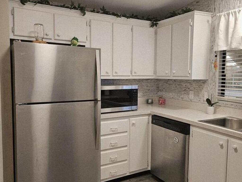 1809 Mango Street, Palm Bay, FL 32905