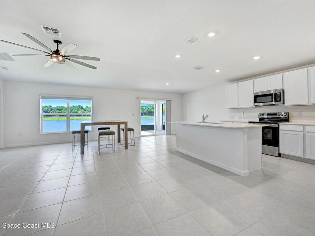 1825 Diablo Circle, Palm Bay, FL 32908