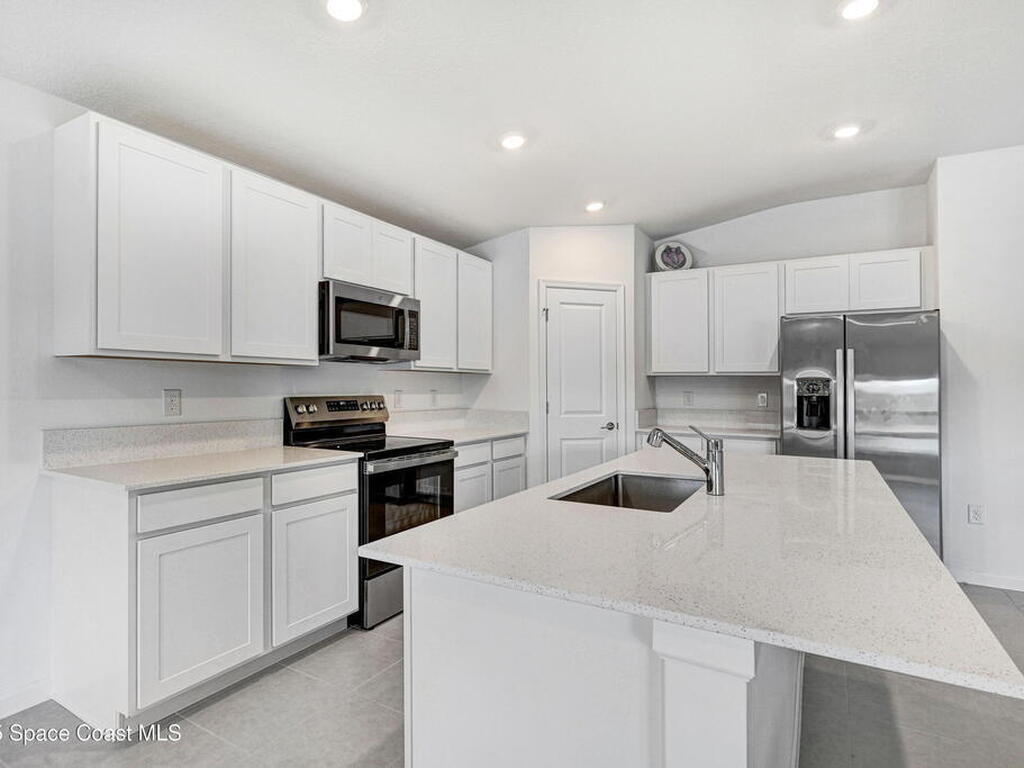 1825 Diablo Circle, Palm Bay, FL 32908