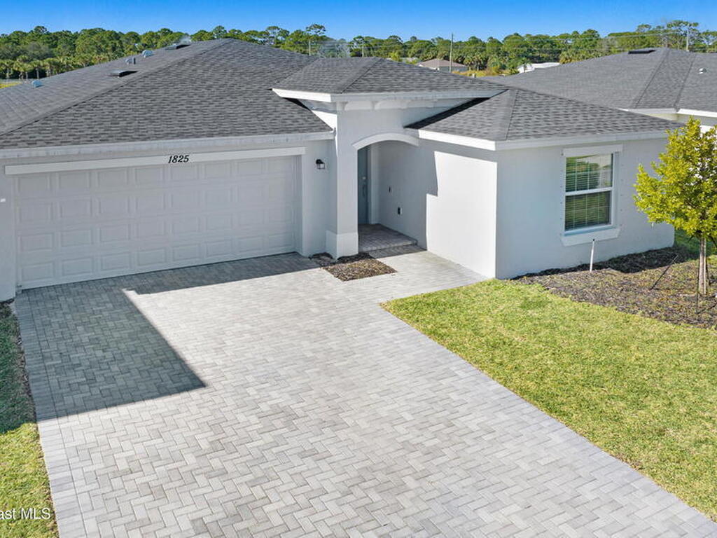 1825 Diablo Circle, Palm Bay, FL 32908