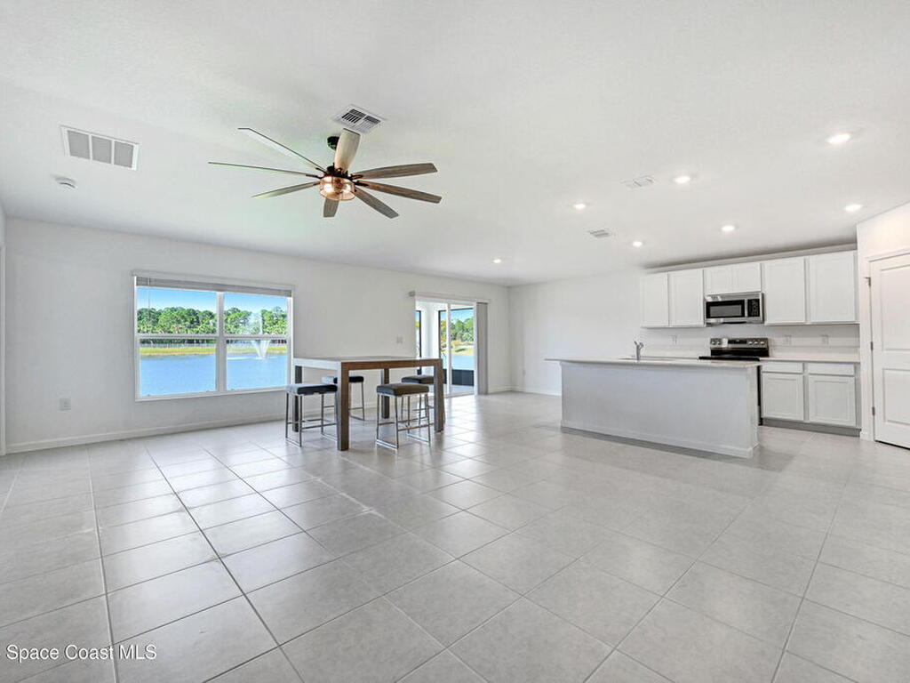 1825 Diablo Circle, Palm Bay, FL 32908