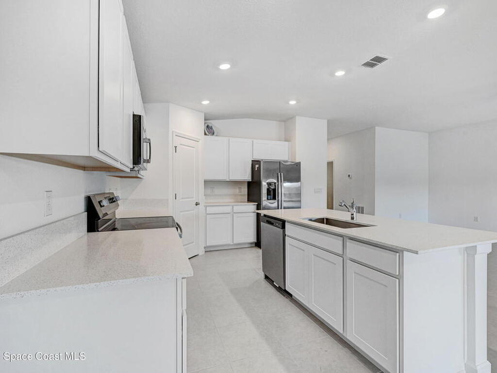 1825 Diablo Circle, Palm Bay, FL 32908