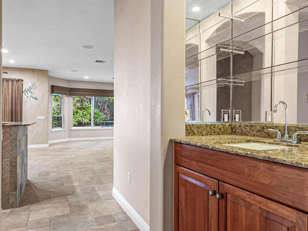 425 Baytree Drive, Melbourne, FL 32940