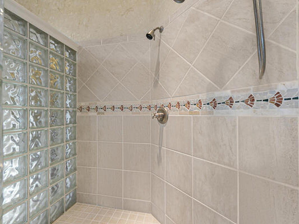 425 Baytree Drive, Melbourne, FL 32940