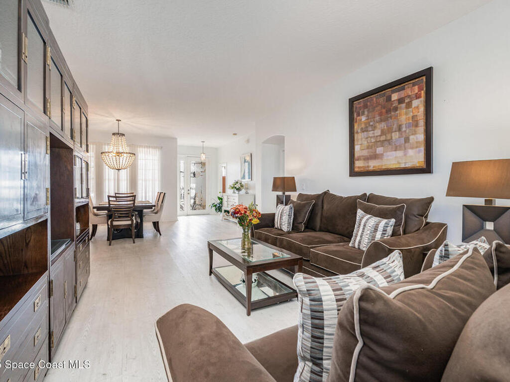 1072 Jans Place, Melbourne, FL 32940