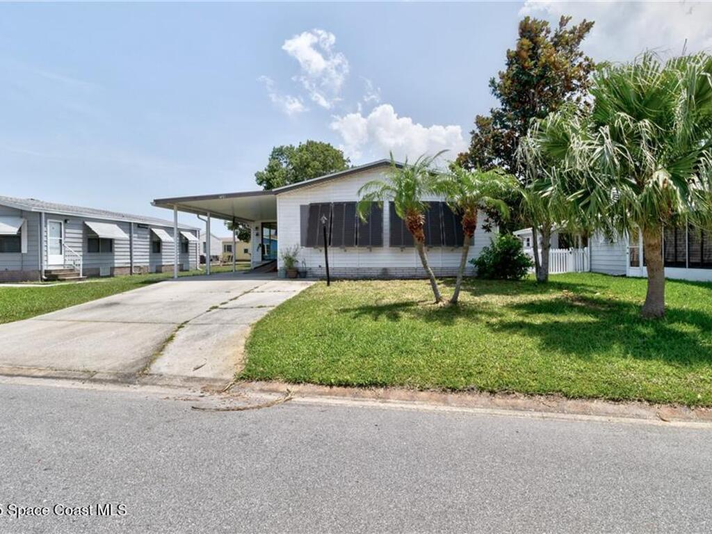 729 Gladiolus Drive, Barefoot Bay, FL 32976