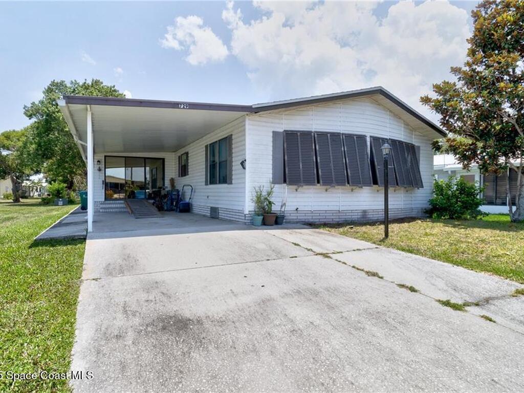 729 Gladiolus Drive, Barefoot Bay, FL 32976