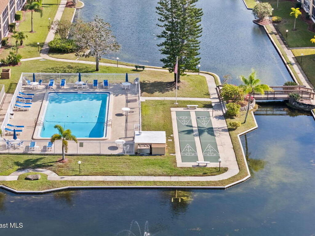 2135 N Courtenay Parkway, Merritt Island, FL 32953