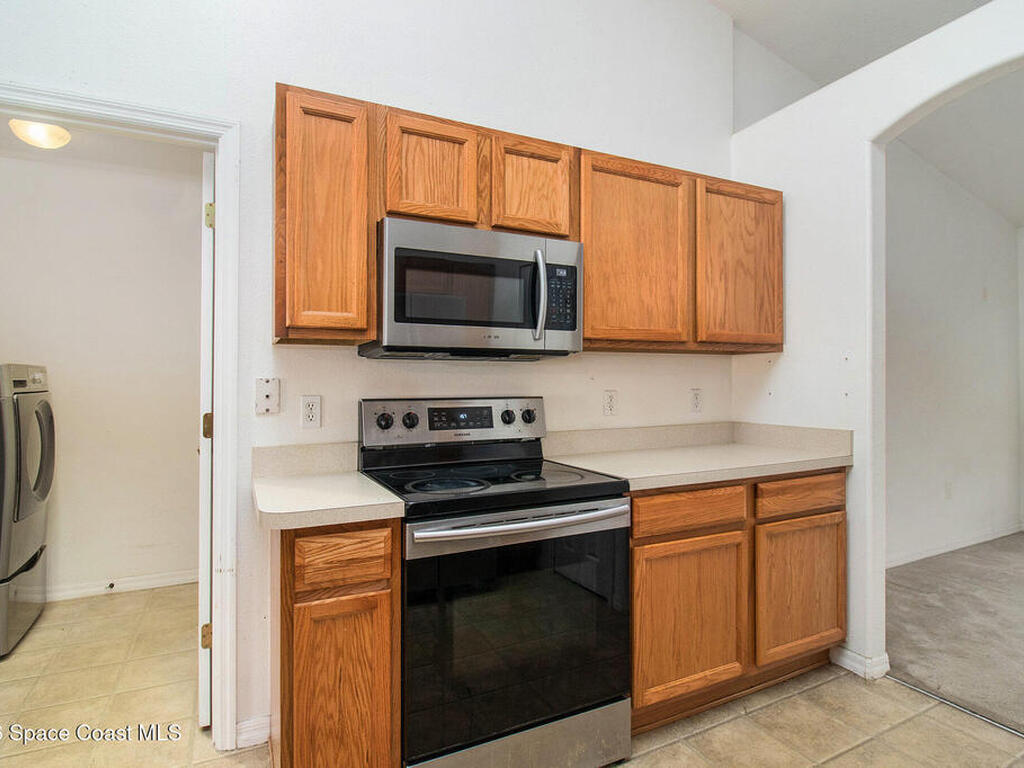 608 Cypress Oak Circle, DeLand, FL 32720