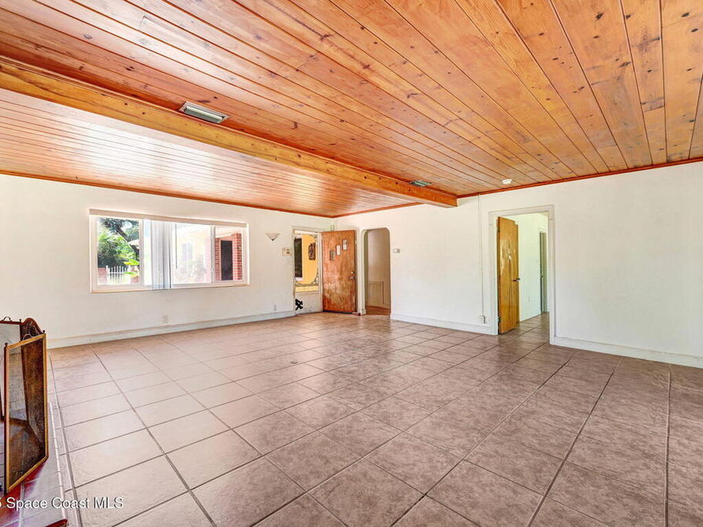 100 Tampa Avenue, Indialantic, FL 32903