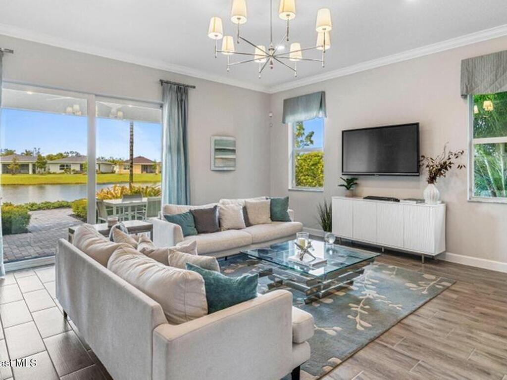 913 Veronese Place, Palm Bay, FL 32907