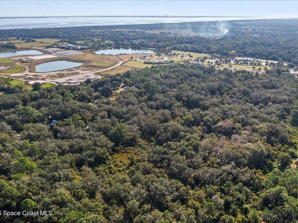 000000 000000, Mims, FL 32754