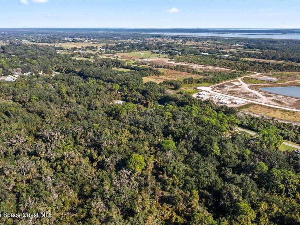 000000 000000, Mims, FL 32754