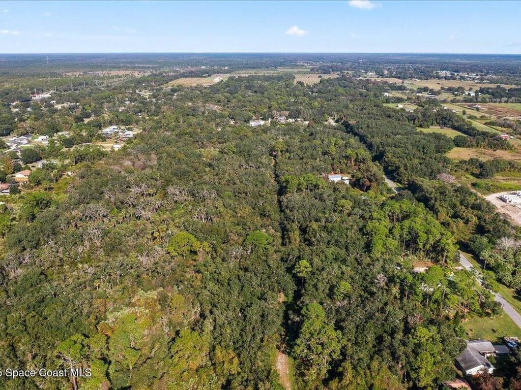 000000 000000, Mims, FL 32754