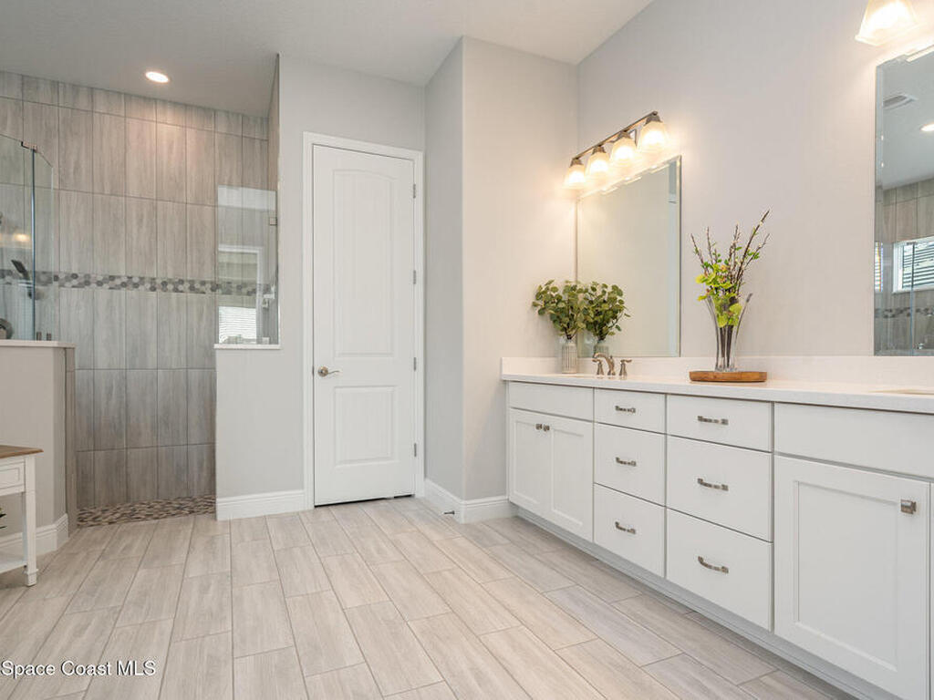 8644 Mammut Way, Melbourne, FL 32940