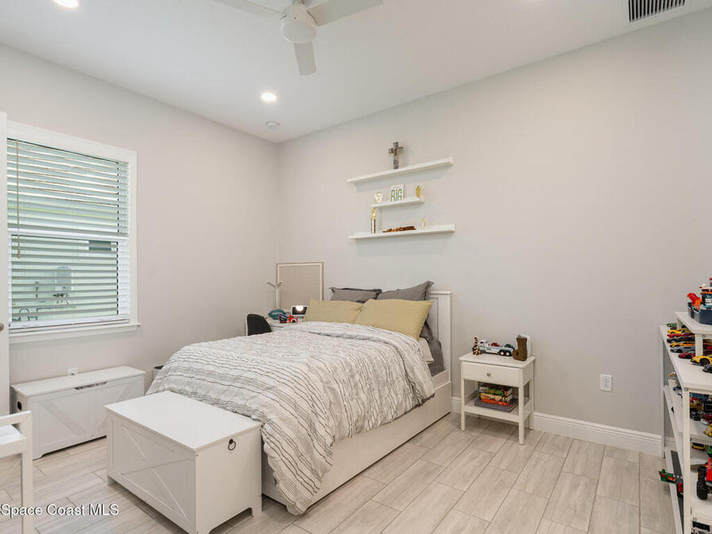 8644 Mammut Way, Melbourne, FL 32940