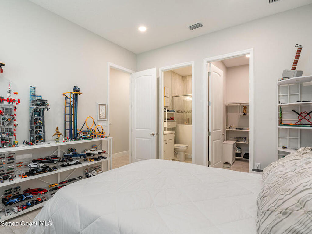 8644 Mammut Way, Melbourne, FL 32940