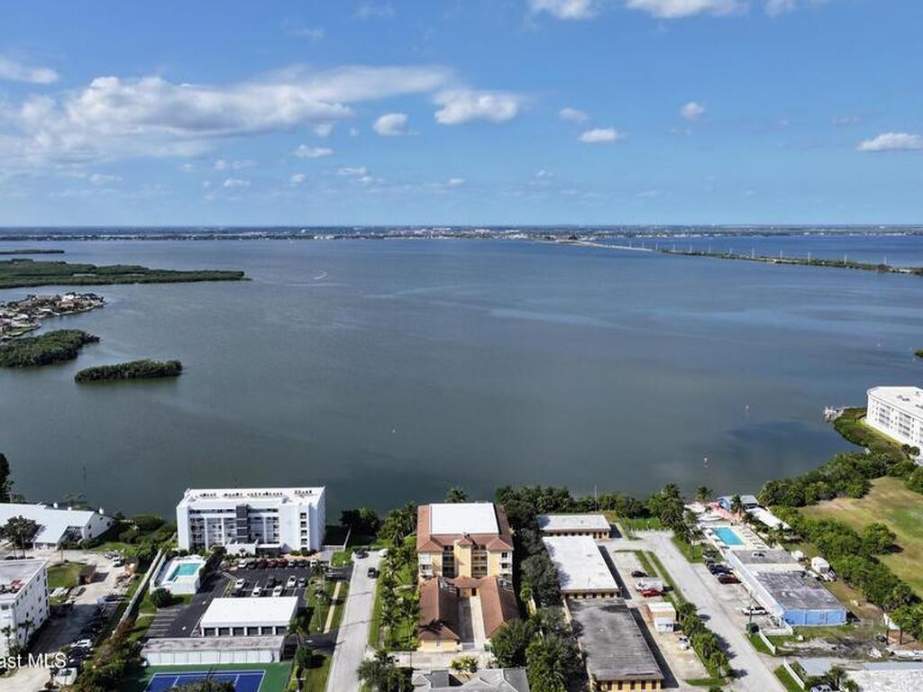 191 Seminole Lane, Cocoa Beach, FL 32931